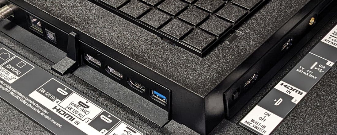 Hiervoor gebruik je de usb-poort op je smart-tv