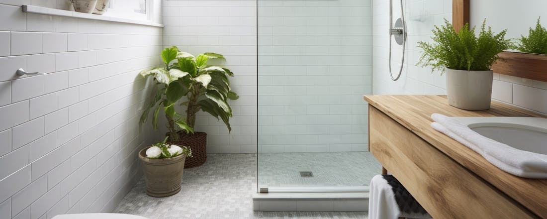 Badkamer met veel planten Kies de perfecte inloopdouche voor jouw badkamer
