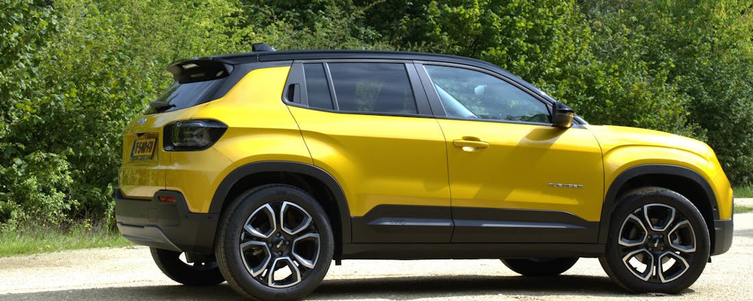 Review Jeep Avenger Full Electric (2023) Review Jeep Avenger - Schappelijk geprijsde EV is verrassend ‘zichzelf’