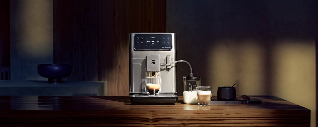 Stel je favoriete koffiedrank simpel en snel samen met de WMF Perfection 660