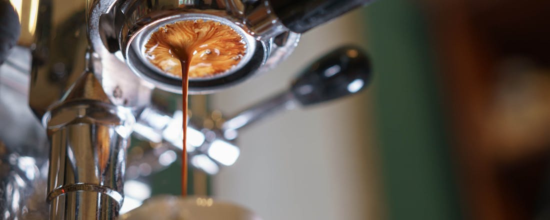 Koffie uit piston Onderhoud aan je koffiemachine: wat is backflushen (of blindfilteren)?
