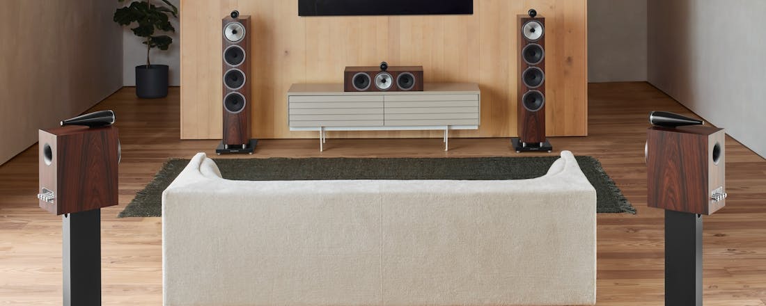 Om een ultieme surroundset te bouwen moet je met goede speakers werken. Zes manieren om surround-geluid in je woonkamer te krijgen