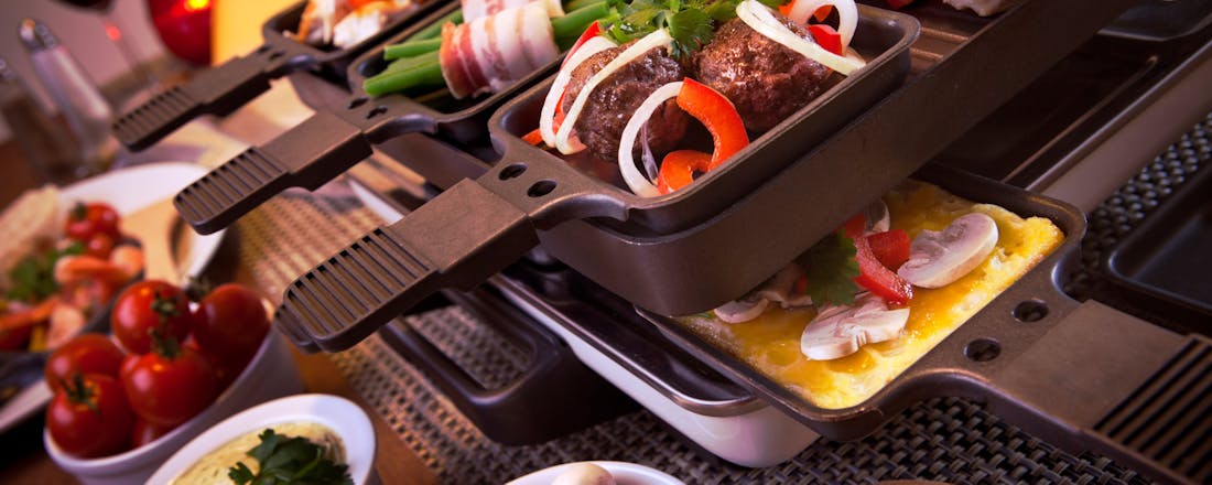 Gourmetten Gezellig kerstdiner? Met funcooking bespaar je slim op de kosten!