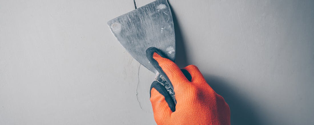 Zo repareer je een scheur in een binnenmuur