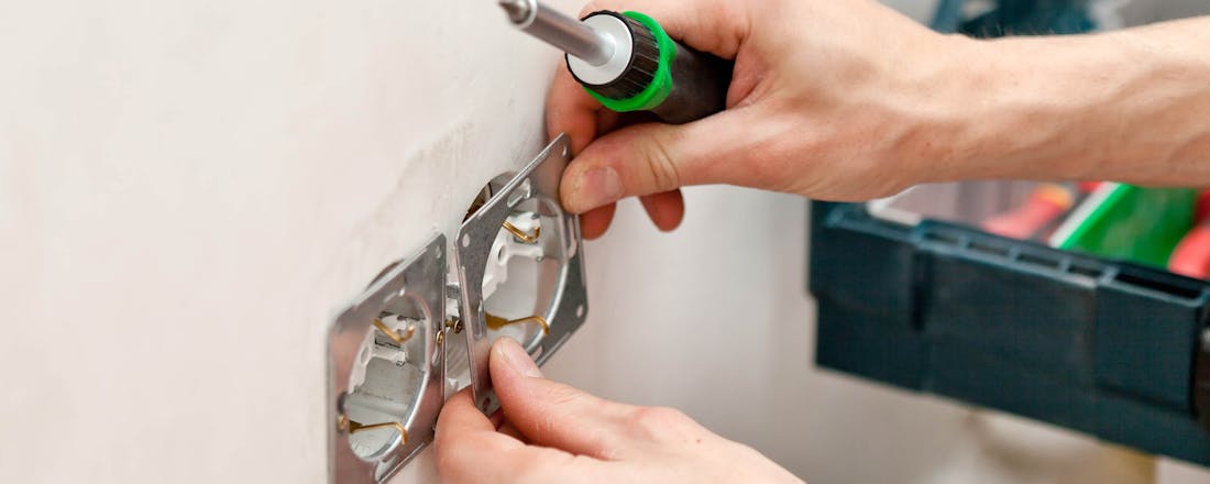 Stopcontact aanleggen 🔌 Spannend verhaal: zelf een stopcontact aanleggen of verplaatsen