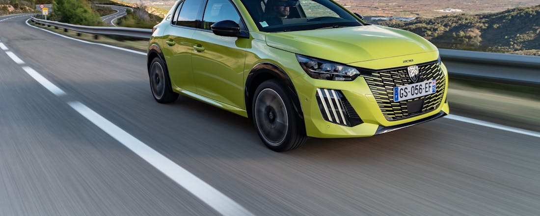 De nieuwe Peugeot e208: scherper, stoerder en ruim 400 km range