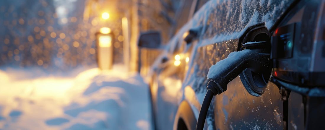 Met de elektrische auto op wintersport? Hier moet je op letten!