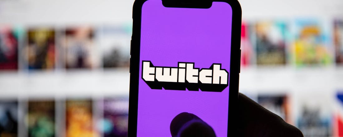 Smartphone met Twitch Zo krijg je geen advertenties meer te zien op livestreamplatform Twitch