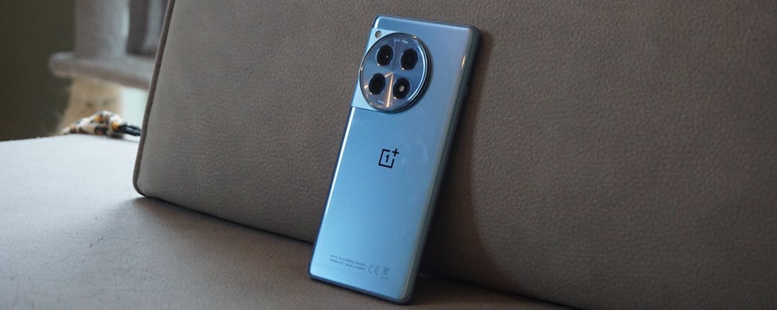 Review OnePlus 12R – Topsmartphone mist wat toeters en bellen