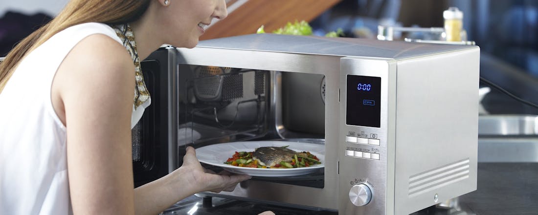 Sharp R-982STWE Waar voor je geld: 5 grote combimagnetrons van 40 liter (of meer)