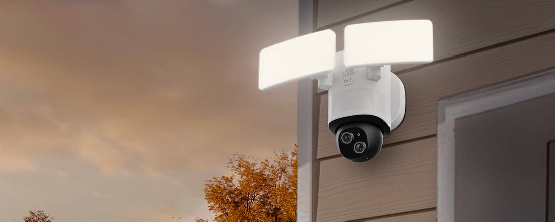 Eufy Floodlight Cam E340 Review Eufy Floodlight Cam E340 – Felle schijnwerpercamera met een brede blik