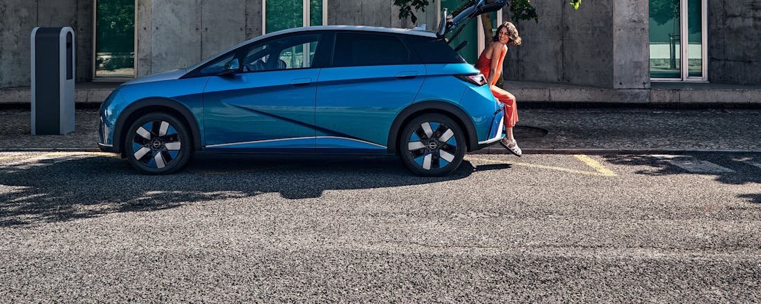 BYD DOLPHIN maakt toonaangevende technologie heel bereikbaar