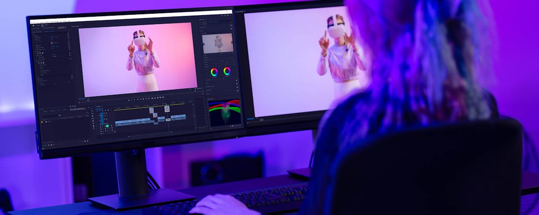 Vrouw met monitors Automatische fotobewerking: Nero AI Denoiser verwijdert ruis