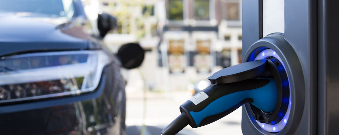 Auto opladen in het buitenland? Dit zijn de valkuilen